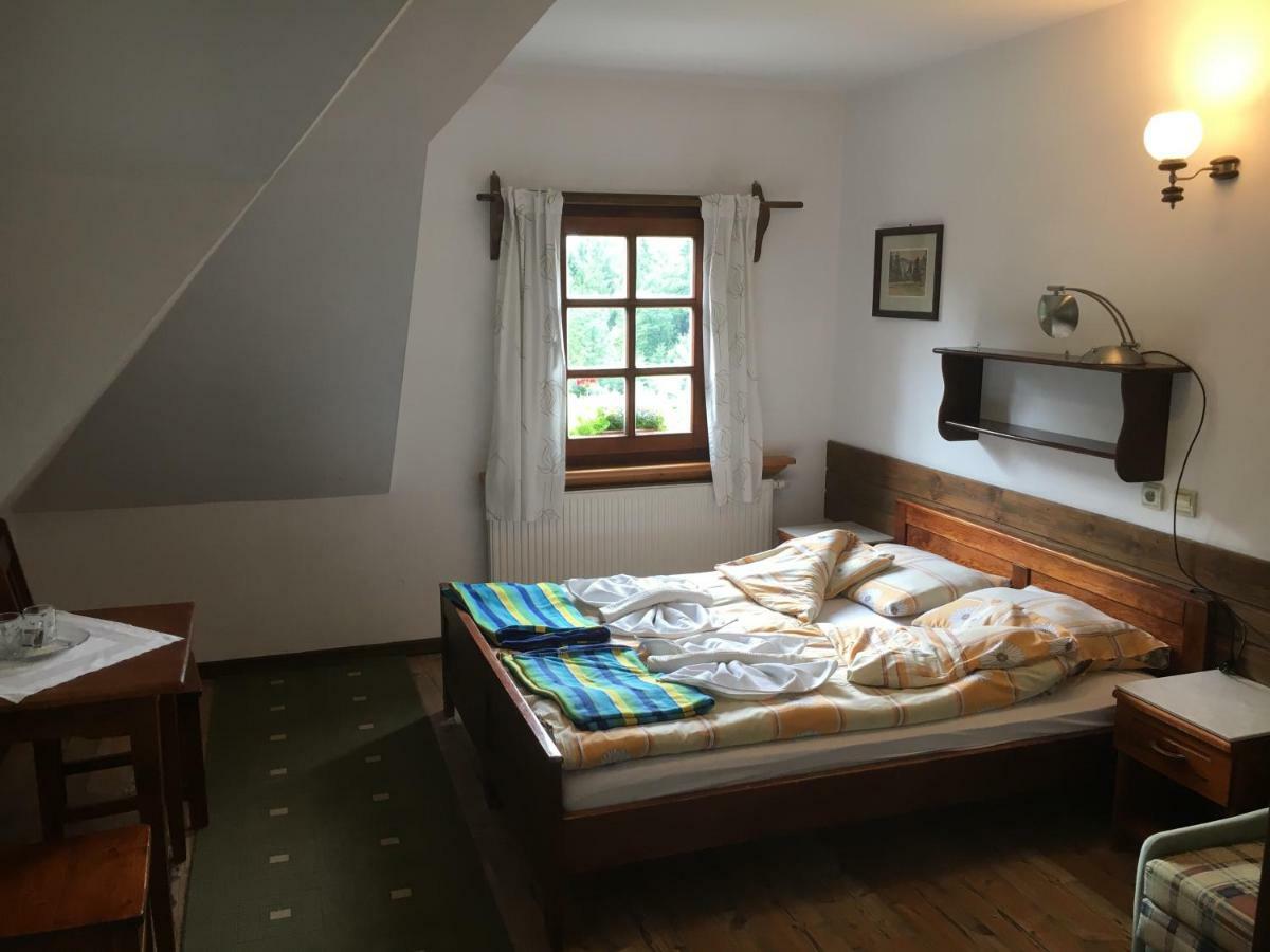 Bed and Breakfast Gosciniec Pod Smrekami Czorsztyn Exterior foto