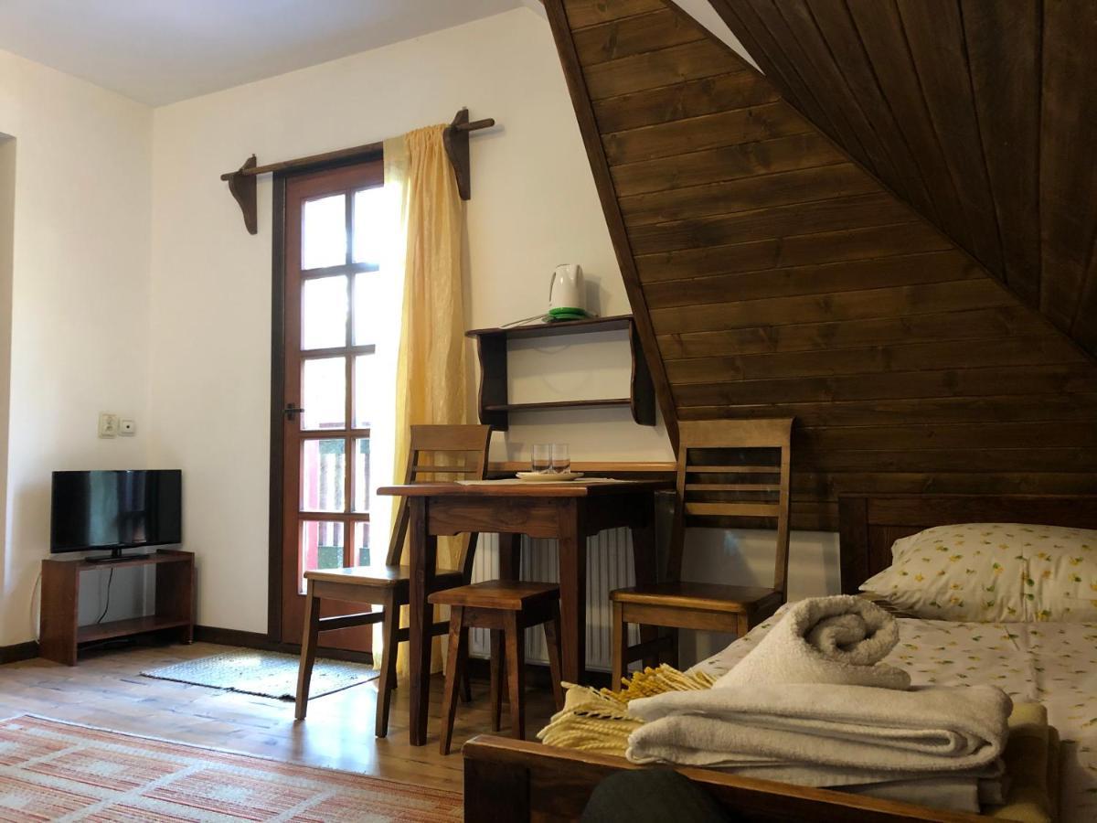 Bed and Breakfast Gosciniec Pod Smrekami Czorsztyn Exterior foto